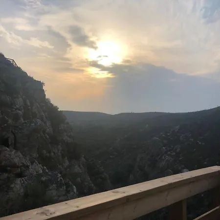 Time-traveler's Paradise In Gois Gæstehus 4*